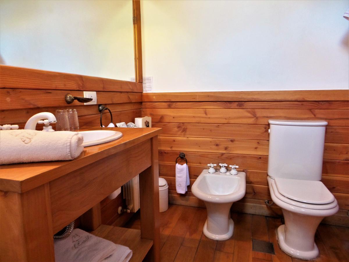 Hosteria El Establo Вилья-ла-Ангостура Экстерьер фото