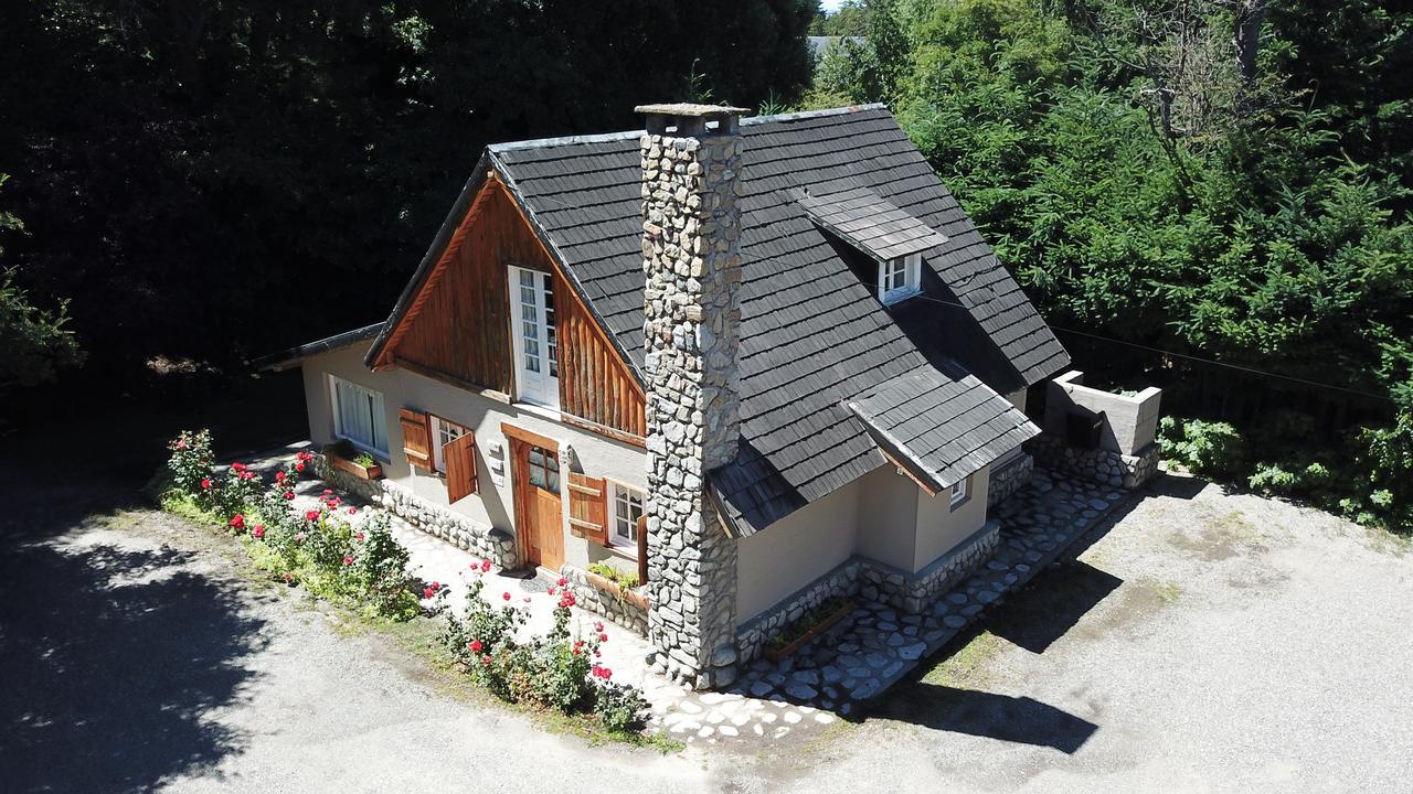 Hosteria El Establo Вилья-ла-Ангостура Экстерьер фото